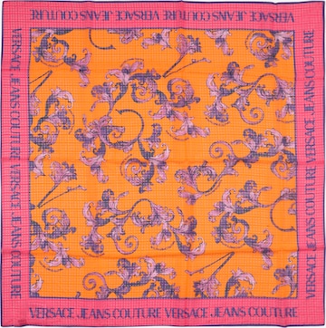 Batistă de la Versace Jeans Couture pe roz: față