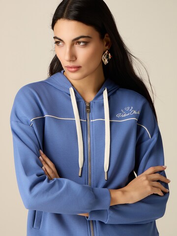 oltre Sweater in Blue