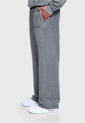 Dropsize Regular Broek in Grijs
