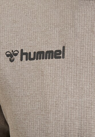 Hummel Sportsweatjacke in Grau