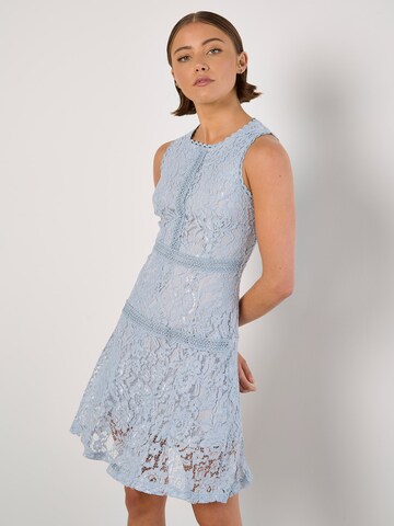 Robe ' ' Apricot en bleu