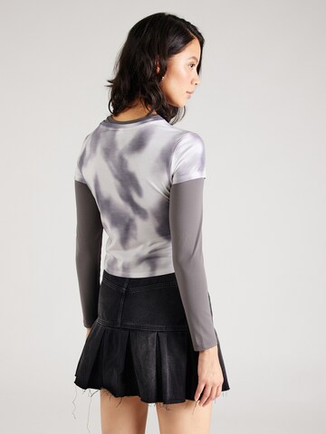 Monki Shirt in Grey