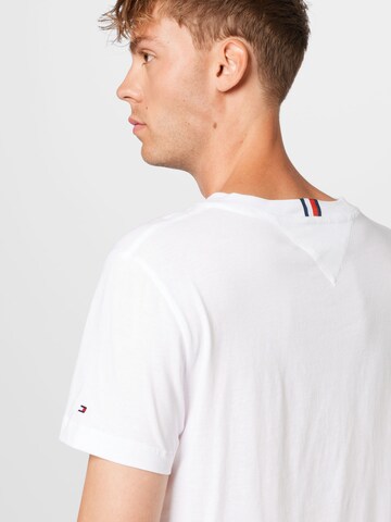 TOMMY HILFIGER T-Shirt in Weiß