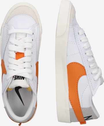 Nike Sportswear Низкие кроссовки 'Blazer 77 Jumbo' в Белый