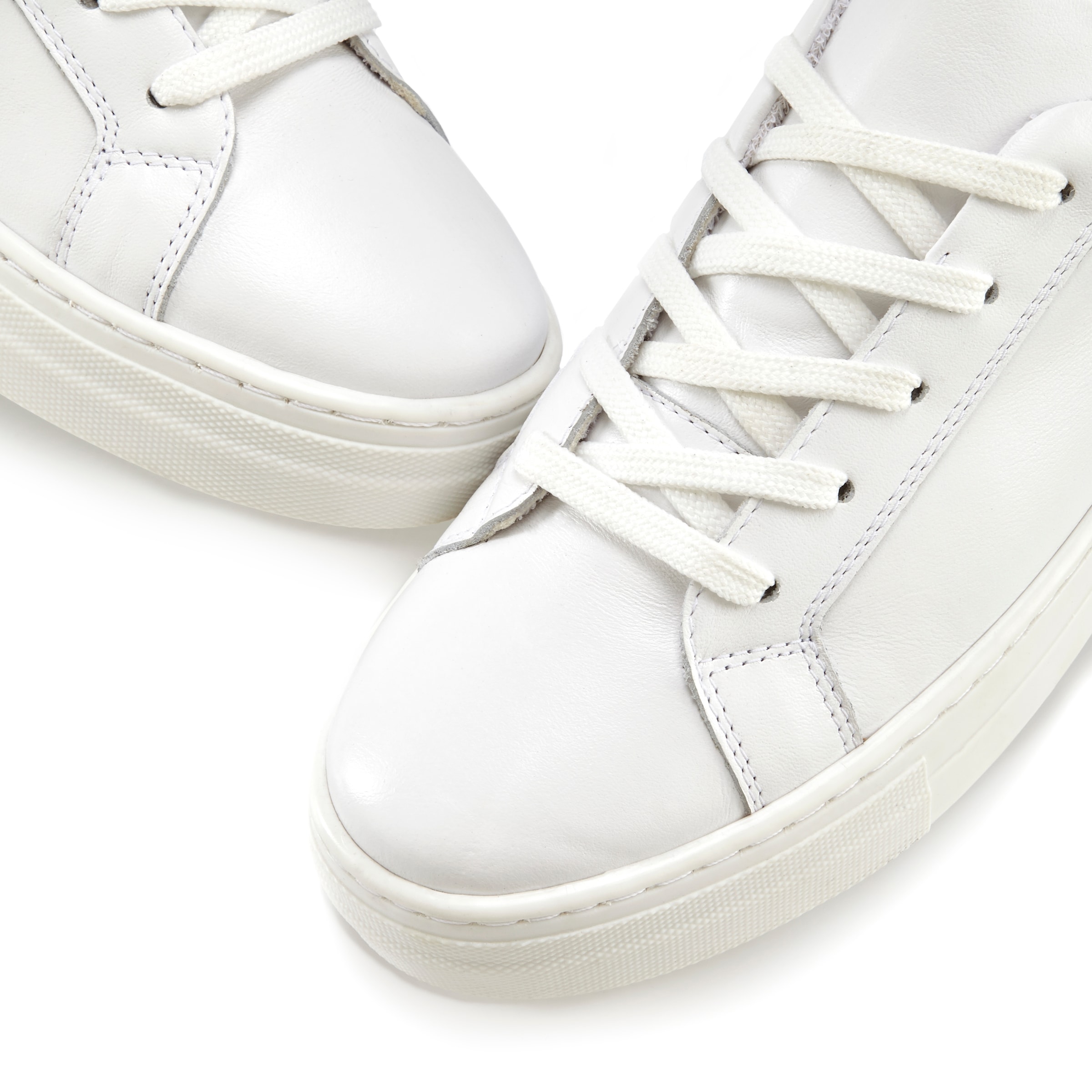 Baskets basses Elbsand en blanc