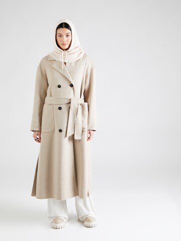 BLONDE No. 8 Between-seasons coat in Beige: front
