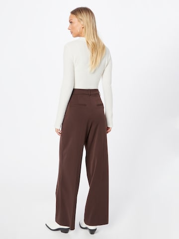 PIECES Wide leg Pleat-Front Pants 'Serano' in Brown