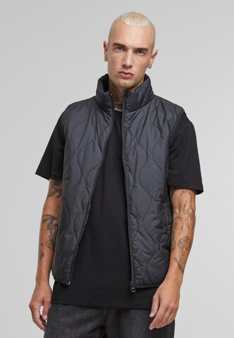 Urban Classics - Chaleco en negro: frente