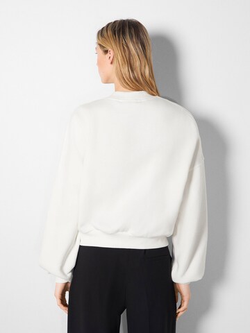 Bershka Sweatshirt in White