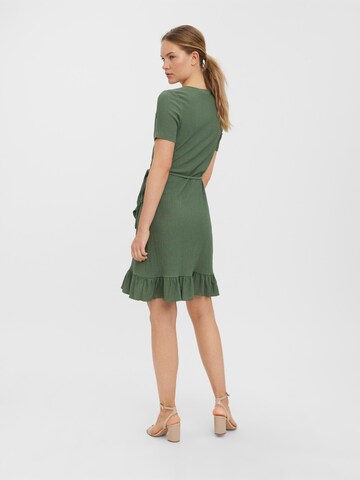 Vero Moda Tall - Vestido 'Haya' em verde