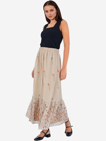 Bigdart Skirt in White