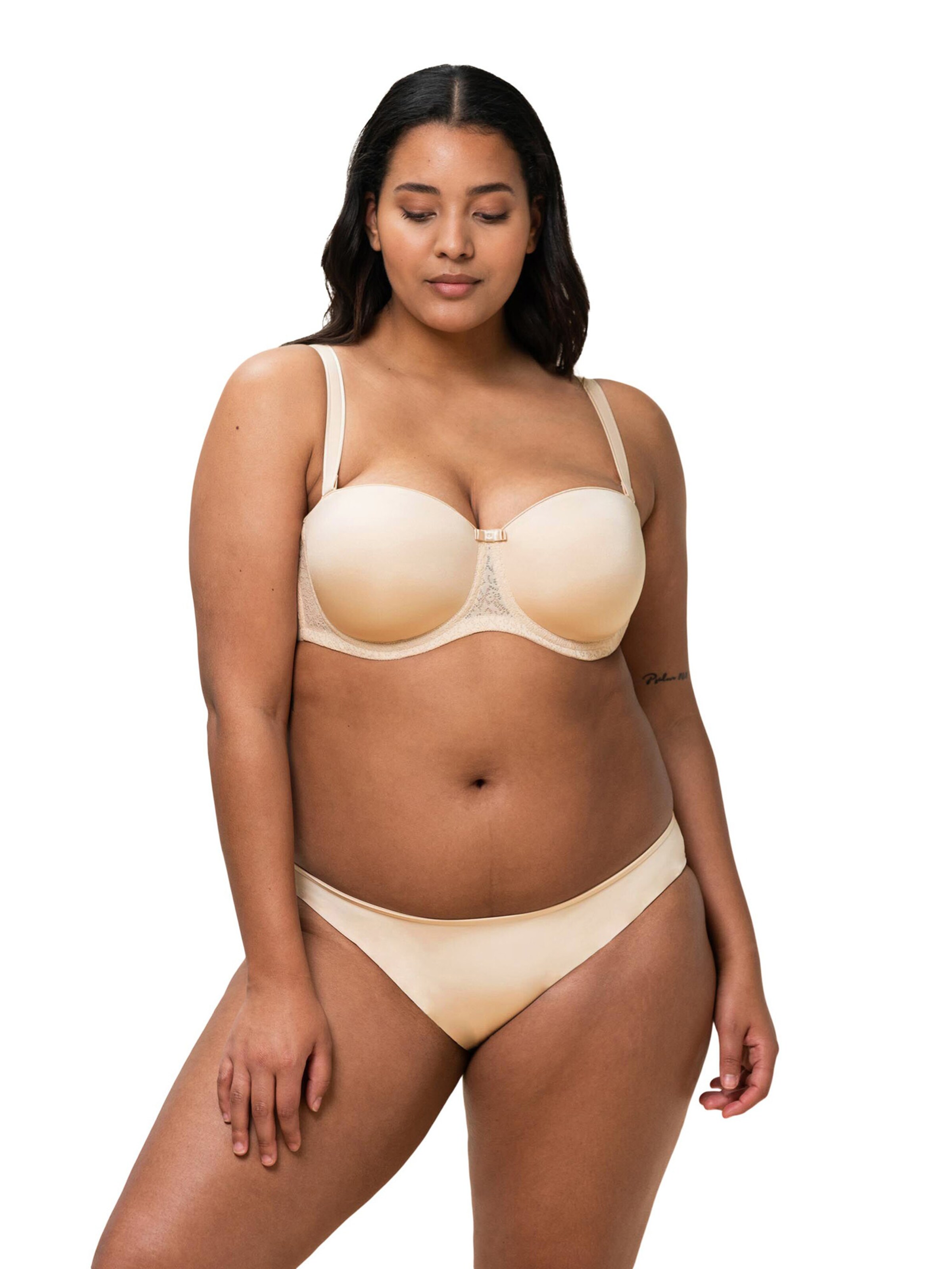 TRIUMPH Slip ' Body Make-Up Essentials ' in Beige