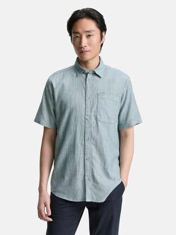 Coupe regular Chemise TOM TAILOR en vert : devant
