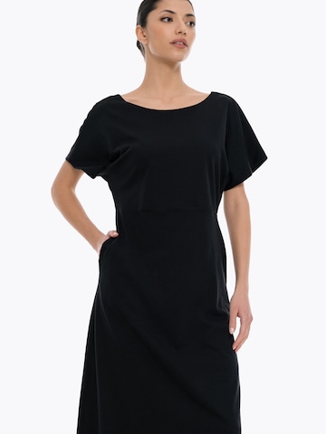 4TAILORS - Vestido 'Connect Me' em preto