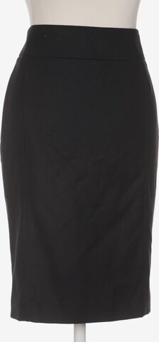 Madeleine Skirt in S in Black: front