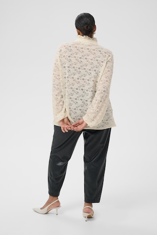 KAFFE CURVE - Blusa 'Siggi' em branco