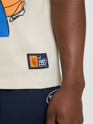 AND1 T-shirt 'On Fire' i grå