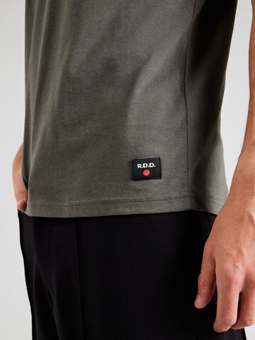 R.D.D. ROYAL DENIM DIVISION Bluser & t-shirts i grøn