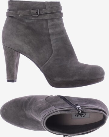 CLARKS Dress Boots in 41 in Grey: front