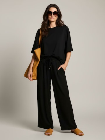 Loosefit Pantaloni 'Ellie' di WEARABLE STORIES in nero: frontale