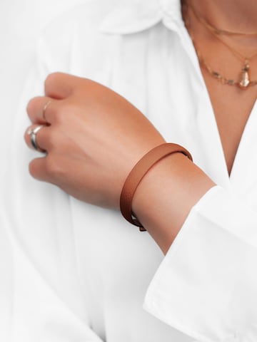 NiMa Atelier - Pulsera 'SETH' en marrón: frente