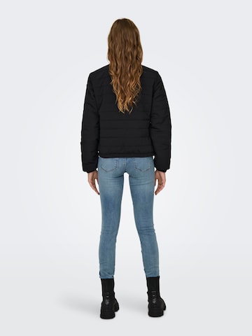 JDY Between-Season Jacket in Black