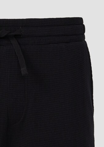 QS Regular Pants in Black