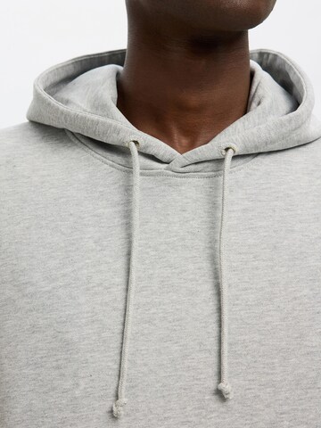 SELECTED Sweatshirt in Grau