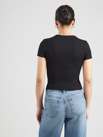 GUESS Tričko - Čierna