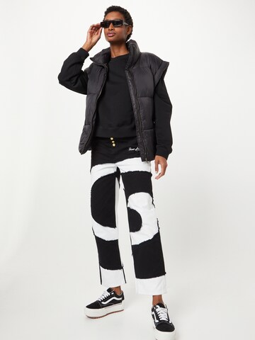 WEEKDAY - Sudadera 'Essence Standard' en negro