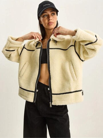 Giacca di mezza stagione di Bianco Lucci in beige