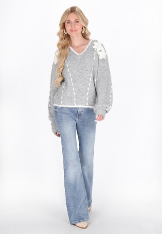IZIA Sweater in Grey