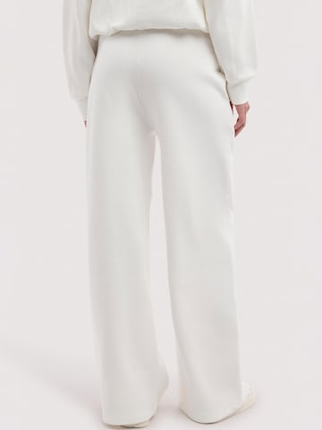 Trussardi - regular Pantalón en blanco
