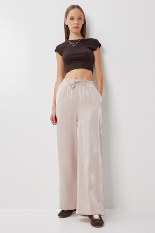 Happiness İstanbul Bukser i beige: forside