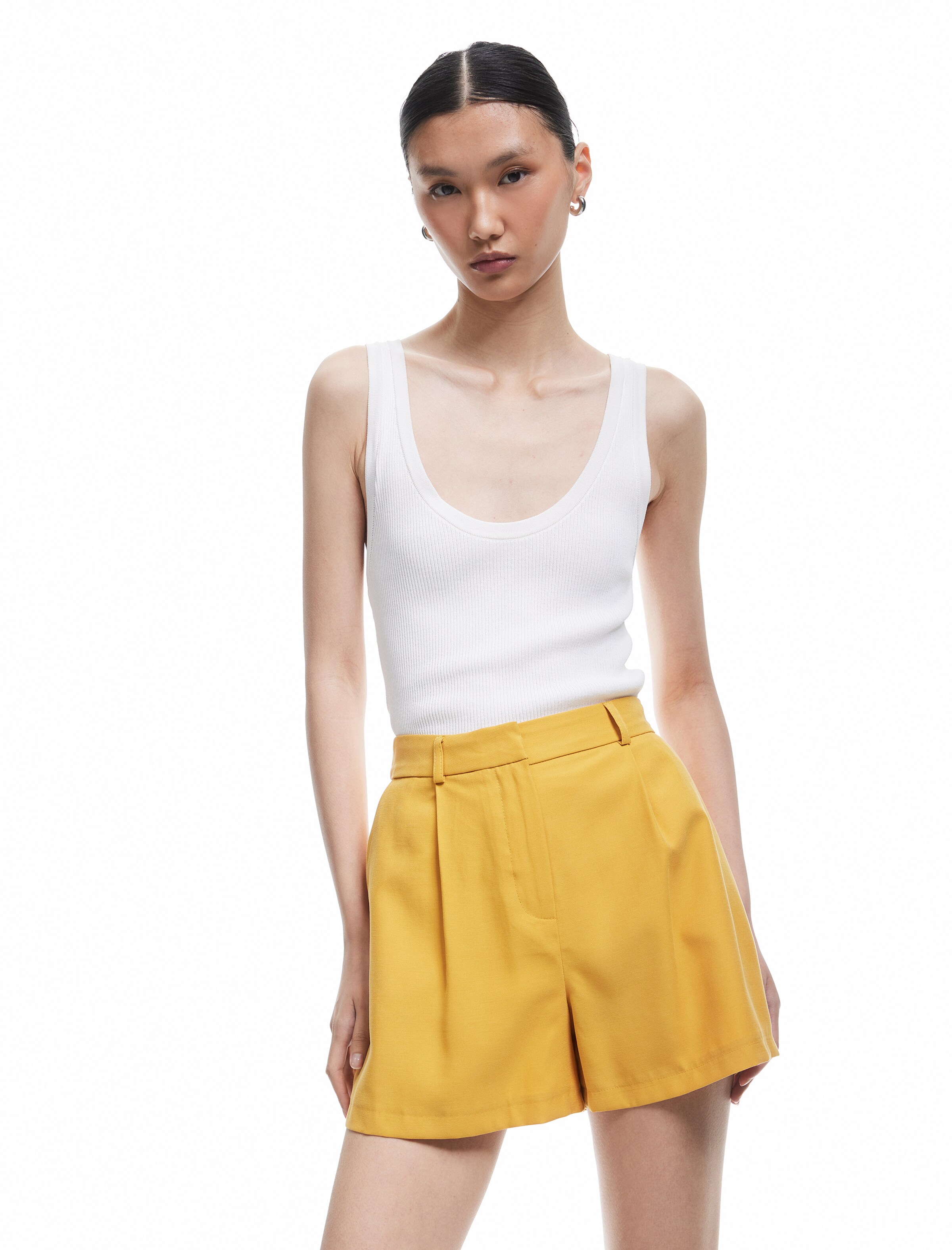 Koton Regular Pleat-front trousers in Yellow