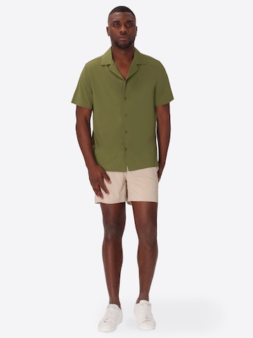 Regular fit Camicia 'High-Perform 12 Active' di Distretto12 in verde