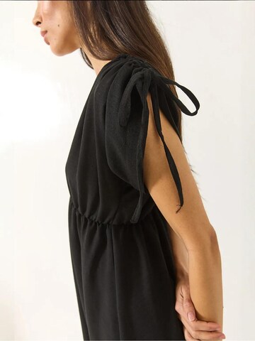 Robe Bianco Lucci en noir