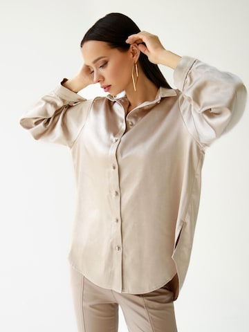 Anushka - Camiseta talla grande en beige