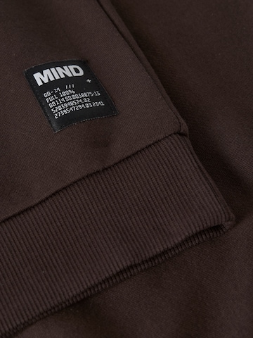 NAME IT - Sudadera en marrón
