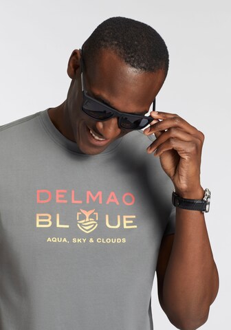 DELMAO T-Shirt in Grau