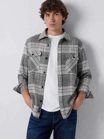 Coupe regular Chemise Mavi en noir : devant
