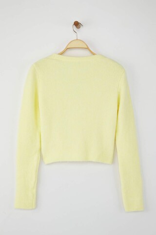 Trendyol Strickjacke in Gelb
