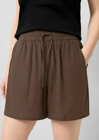 QS Regular Broek in Bruin