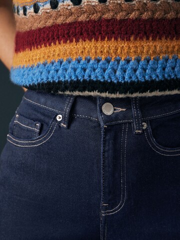 Next Wide Leg Jeans in Blau