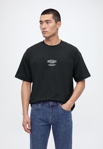 T-Shirt 'STUDIOS' BALMOHK en noir : devant