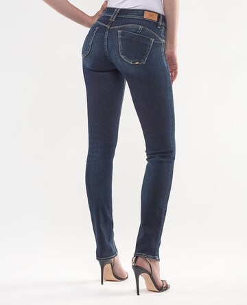 Coupe slim Jean Le Temps Des Cerises en bleu