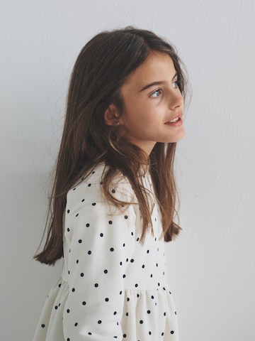 The Set Dress in Green