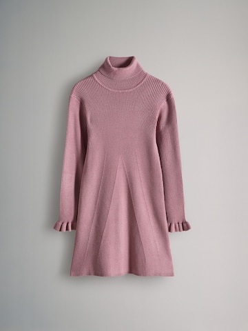 The Set Mekko värissä vaaleanpunainen