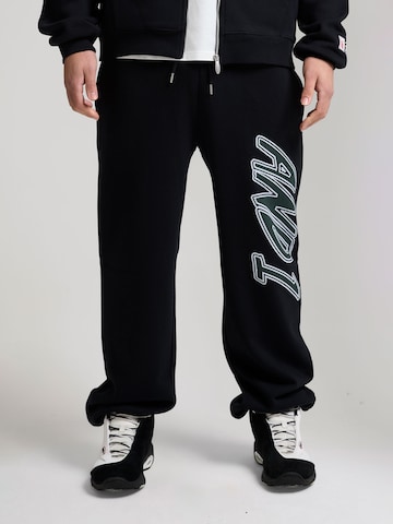 AND1 Конический (Tapered) Штаны 'Staple Graphic' в Черный: спереди