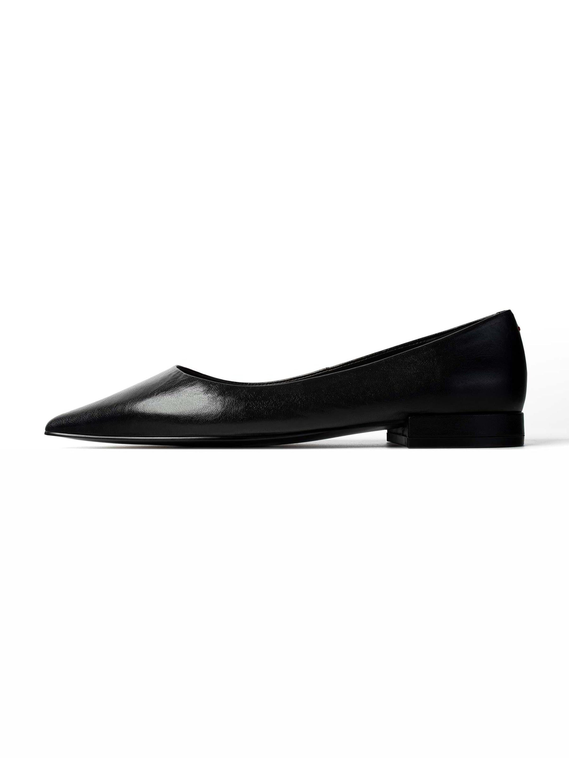 L37 HANDMADE SHOES - Zapatillas 'CRYSTAL RADIO' en negro: frente